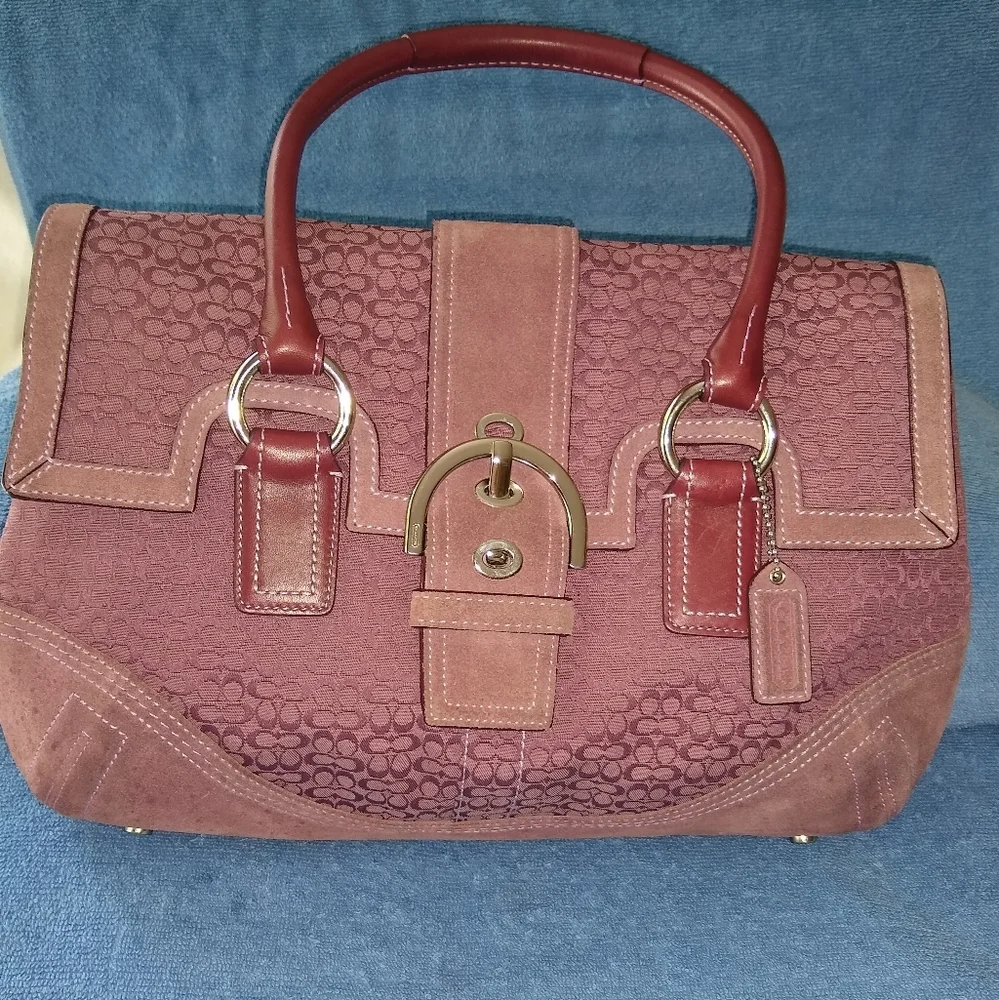 Coach canvas signature Soho satchel. 3648